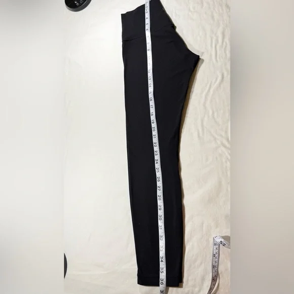 lululemon athletica Black High-Waisted Leggings - Picture 4 of 5
